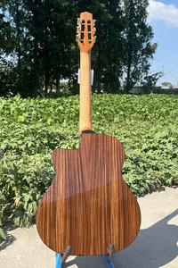 جيتار جاز غجري صوتي من ماركة Aiersi، مصنوع يدويًا من خشب الأرز الصلب، بتصميم قوسي وفتحة على شكل حرف O، آلة موسيقية عتيقة مع إمكانية وضع شعار مخصص - Product Image 4