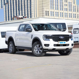 Pick-up d'occasion LHD <span class=keywords><strong>4x4</strong></span> Automatique 10AT Wildtrak <span class=keywords><strong>Raptor</strong></span> XLT Double Cabine Caméra arrière 360° Sièges en cuir R18 Émissions Euro VI - Product Image 4