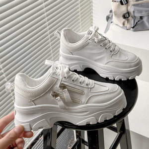รองเท้าลำลองสไตล์เกาหลีสำหรับสาวๆ รุ่น New Spring Joker Sports - Product Image 1