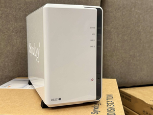 <span class=keywords><strong>DiskStation</strong></span> DS223J con 1GB de RAM y 12TB de Almacenamiento Instalado, NAS de Escritorio de 2 Bahías SATA para Servidores - Product Image 3