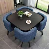 Ensemble de table et chaises à manger carrées en bois modernes pour quatre personnes - Design gain de place pour la maison, le restaurant ou le café