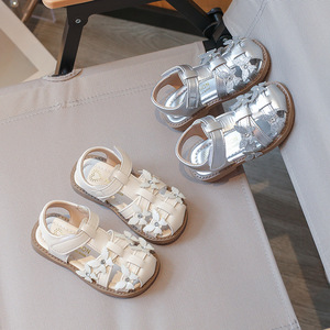 Nuovi Sandali Estivi 2026 per Bambine, Modello Principessa con Punta Chiusa, Suola Morbida, <span class=keywords><strong>Scarpe</strong></span> da Spiaggia alla Moda - Product Image 2