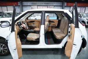 Mini véhicule électrique à batterie au lithium certifié EEC, vente chaude 2025, petit véhicule électrique avec une autonomie de 101 à 200 km, vendu à bas prix - Product Image 3