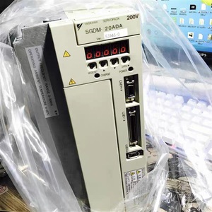 Variador de Frecuencia CA/CC Yaskawa SGDM-20ADA, Trifásico, para Automatización Industrial, Hecho en Japón - Product Image 2