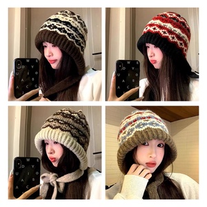 Automne hiver femmes de haute qualité mode bonnets casquettes doux chaud arc-en-<span class=keywords><strong>ciel</strong></span> rayure Animal oreillettes nouveau Crochet Design Dot arcs - Product Image 2