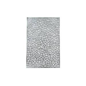 MANTOLES INDIVIDUALES DE PVC PLATEADO CON DECORACIÓN EN FORMA DE HOJA 45X30CM - Product Image 1