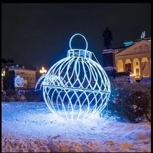 Guirlande lumineuse de Noël pour extérieur, boules LED rondes suspendues, 80 cm - Product Image 2