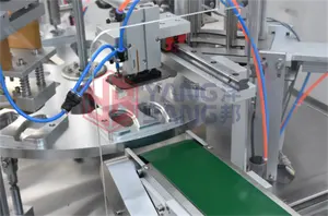 YB-FBJ 자동 플라스틱 Poon 꿀 충전 및 씰링 기계