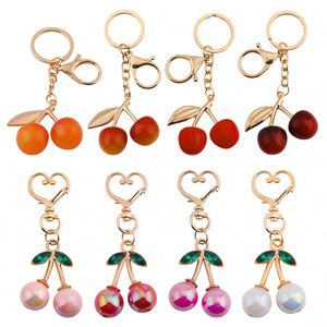 Portachiavi Multicolore a Forma di Ciliegia, Ciondolo Frutta Sfumato Tonalità Oro e Colore AB, Charm per Borsa con Chiusura a Moschettone/Cuore - Product Image 2