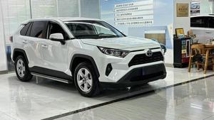 Toyota <span class=keywords><strong>RAV4</strong></span> 2.0L SUV 2024, el Más Vendido del Mundo - Estado de Exhibición, Alto Valor de Reventa, 20k Km, en Estado Premium para Reventa - Product Image 4