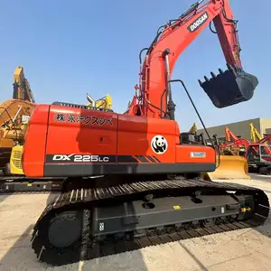 Escavadeira usada Doosan DX225 de 25 toneladas de qualidade superior do produto à venda