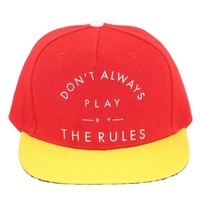 Casquette snapback vintage bicolore rouge et jaune à 5 panneaux, broderie plate personnalisée, imprimé léopard sous la visière