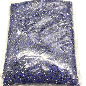 Pegamento Alemán para Cristales, 500 Unidades a Granel, SS10, Pedrería Termoadhesiva, Rollo de Pedrería Adhesiva, Rollos de Pedrería para Plantillas, Venta al por Mayor - Product Image 4