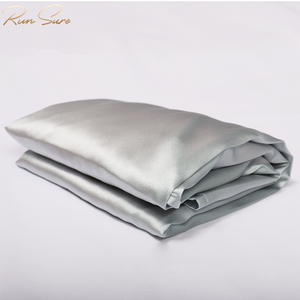 Ensemble <span class=keywords><strong>de</strong></span> literie en soie <span class=keywords><strong>de</strong></span> luxe housse <span class=keywords><strong>de</strong></span> <span class=keywords><strong>couette</strong></span> 100% soie classique couvre-lit matelassé <span class=keywords><strong>reine</strong></span> couvre-lit en soie - Product Image 2