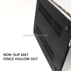 כיסוי למחשב נייד מעור PU דק במיוחד וקל משקל עם לוגו בהתאמה אישית, מתנה פרימיום - Product Image 4