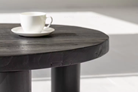 Table basse ronde de style scandinave en bois massif de pin récupéré noir et d'orme pour meubles de salon