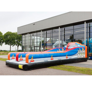 OEM/ODM Commerciële Opblaasbare Connect 4 Basketbalgame met 5 ringen voor evenementenverhuur - Product Image 1