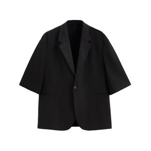 <span class=keywords><strong>Blazer</strong></span> <span class=keywords><strong>Oversize</strong></span> con Colletto a Risvolto e Maniche Corte che Cadono Sotto il Gomito con Tasche Laterali e Chiusura a Bottoni per <span class=keywords><strong>Uomo</strong></span> - Product Image 1