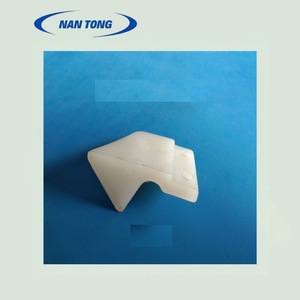 Empujador de Libros DQ404 Tsp de Nylon Blanco para Grapadoras de Doble Cabezal Semiautomáticas Nantong M2000 - Product Image 2