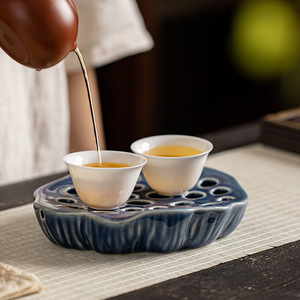 Soporte para Tetera de Cerámica con Forma de Vaina de Loto, Irregular, con 12 Compartimentos, Accesorio Multifuncional para Té, Origen Dehua - Product Image 2