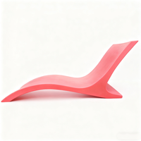 Chaise longue de piscine en fibre de verre résistante aux UV, lit de soleil flottant ergonomique en forme de S, design moderne, services de pliage/découpe pour piscine