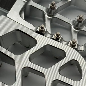 พักเท้ามอเตอร์ไซค์อะลูมิเนียมอัลลอยด์ CNC คุณภาพสูง สำหรับรถออฟโรด รุ่นอัพเกรด ใช้ได้กับ CRF/XR 50/70/110 - Product Image 3