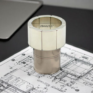 Многополюсный магнитизированный дуговой круглый магнит на заказ, мощный магнит для роторов ветряных турбин, поставщики промышленных магнитов - Product Image 1