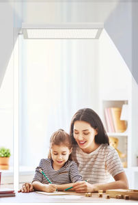 Lampe LED verticale à spectre complet à contrôle tactile avec réglage automatique de la luminosité par détection intelligente, CRI élevé <span class=keywords><strong>97</strong></span>, hauteur réglable, protection des yeux - Product Image 5