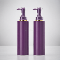 Bouteilles à pompe vides de luxe violettes 500 ml, distributeur de lotion en plastique réutilisable avec pompe anti-fuite pour shampoing et après-shampoing