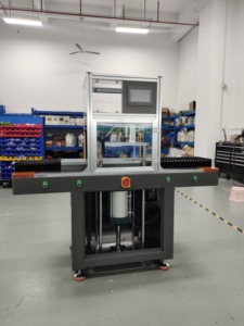 เครื่องขึ้นรูปแรงดันต่ำพร้อมโต๊ะสไลด์สำหรับไมโครสวิตช์และพีซีบี - Product Image 3