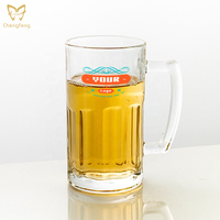 Vente en gros de 20oz de bière en verre de style américain pour restaurant et ménage tasse à boire transparente rayée Stein