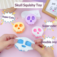 Beliebtes Halloween-Totenkopf-Squishy-Spielzeug, Totenkopf-Modell, Niedliches Modisches Cartoon-Anime Stressabbau-Spielzeug für Kinder, Großhandel