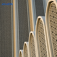 Panneaux muraux architecturaux modernes en alliage d'aluminium ignifuge, sculptés en 3D, creux, pour la décoration de façades de mosquées et de bâtiments commerciaux
