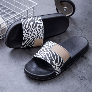 Pantuflas de Diseñador de Moda de Lujo de Alta Calidad para Hombre y Mujer, Sandalias Planas Casuales con Flores para Exteriores, Sandalias de Playa de Verano - Product Image 2