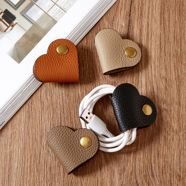 New Cable Collection Genuine Leather Cable Winder Heart Shape Earphone Cord Organizer Portable Charger Cable Holder Storage Case