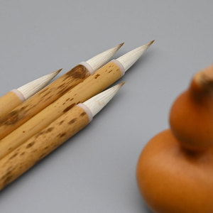 Pinceau en poils <span class=keywords><strong>de</strong></span> chèvre chinois pour la peinture à l'<span class=keywords><strong>encre</strong></span> <span class=keywords><strong>et</strong></span> la peinture <span class=keywords><strong>de</strong></span> <span class=keywords><strong>paysage</strong></span> - Product Image 1