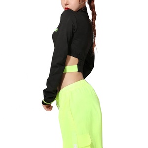 Alla moda a due pezzi insieme dei vestiti delle donne al neon verde riflettente <span class=keywords><strong>top</strong></span> e pant che coprono gli insiemi - Product Image 4