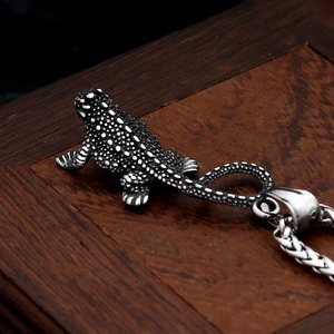 Yunnique – collier avec pendentif lézard 3D punk en acier inoxydable, accessoire animalier pour hommes, chaîne cadeau - Product Image 3