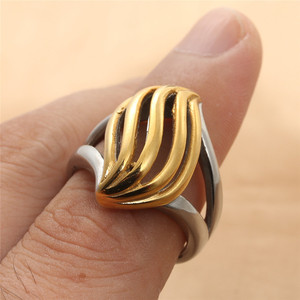Anillo Hueco de Acero de Titanio Estilo Europeo Americano, Diseño Geométrico Retro Punk de Dos Tonos, Joyería Unisex para Fiesta 290119 - Product Image 4