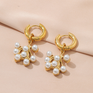 2025 mujeres perla de agua dulce Natural Acero inoxidable perla con cuentas Cruz Huggie pendientes árbol pendientes colgantes princesa pendientes - Product Image 6