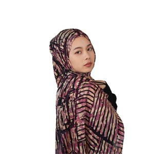 Khimar de Verano para <span class=keywords><strong>Mujer</strong></span> Musulmana, Estilo Hui, de Viscosa Modal, con Protección Solar, Estampado Étnico Europeo-Americano, de Secado Rápido - Product Image 5