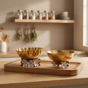 Bols décoratifs traditionnels chinois faits à la main en métal avec base florale, finition dorée polie, plats de forme irrégulière - Product Image 5