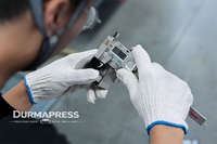 Penjualan Langsung Pabrik Mesin Pemotong Laser Serat Dual-chuck Baru untuk Tabung dan Pipa Logam, Kustomisasi Tersedia