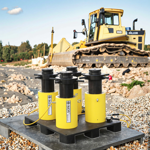 Cilindro hidráulico/gato de sujeción de carga pesada con tuerca de retención, capacidad de 50T, 700 BAR, acero al carbono, modelo SOV Enerpac SOV-CLL-5012 - Product Image 1