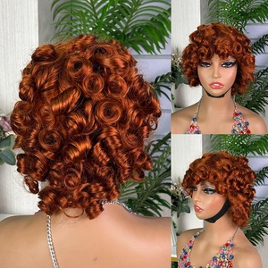 Perruque courte bouclée Omotola de 10 pouces, fabriquée à la machine, 100 % cheveux humains Remy, style naturel, transparente, peut être teinte/permanente <span class=keywords><strong>avec</strong></span> <span class=keywords><strong>frange</strong></span> - Product Image 2