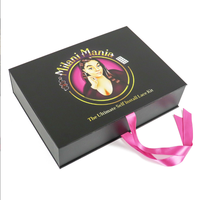 Boîtes d'emballage personnalisées de luxe en satin pour extensions de cheveux avec enveloppe pour perruques sac d'emballage de cheveux en soie avec enveloppe en poly UV pour le stockage des faisceaux de cheveux