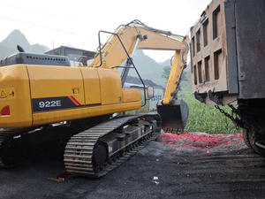 Machinerie de terrassement haute performance, très demandée : Excavatrice sur chenilles 922E de 22 tonnes avec godet de 1,0 m³ à vendre - Product Image 4