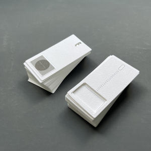 Étiquettes suspendues en papier texturé coton de qualité supérieure avec logo personnalisé - Étiquettes de marque de luxe pour la mode boutique avec logo de marque - Product Image 5