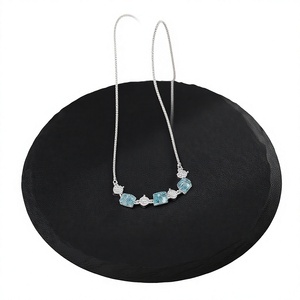 Chaîne de clavicule pour femme en cuivre, avec zircone cubique scintillante et <span class=keywords><strong>cristal</strong></span> carré, au toucher frais, bleu exquis, design de niche de luxe léger - Product Image 1
