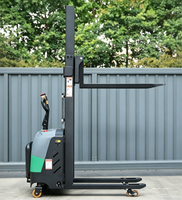 Gerbeur électrique autoporté 1,5T, hauteur de levage 2m, gerbeur électrique à double mât pour la manutention en entrepôt